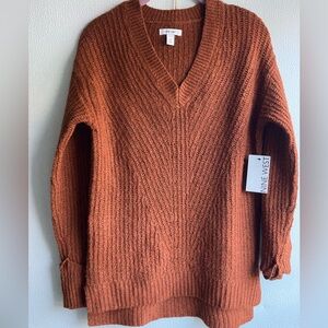 Nine West vneck tunic sweater nwt